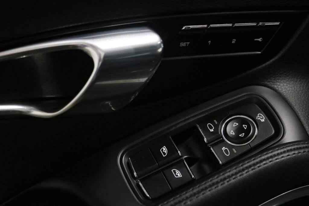 2017 Porsche 991 Carrera - Image 19 of 31