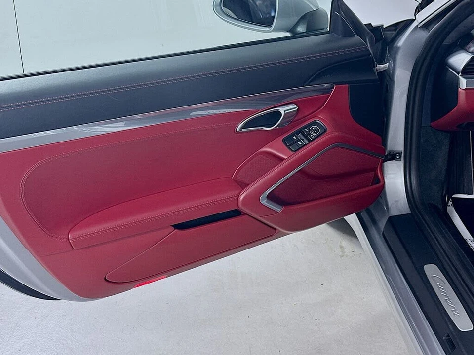 2017 Porsche 991 Carrera - Image 13 of 17