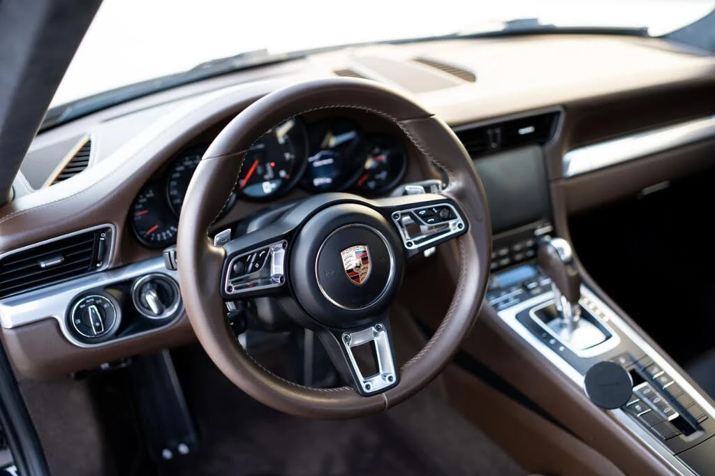 2017 Porsche 991 Carrera - Image 29 of 31