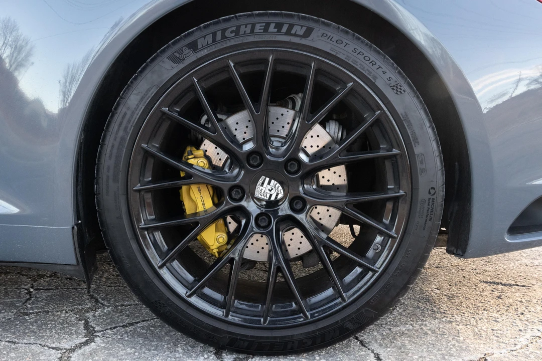 2017 Porsche 991 Carrera - Image 10 of 31