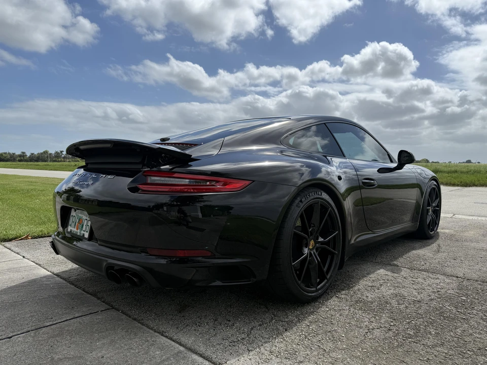 2017 Porsche 991 Carrera - Image 16 of 31