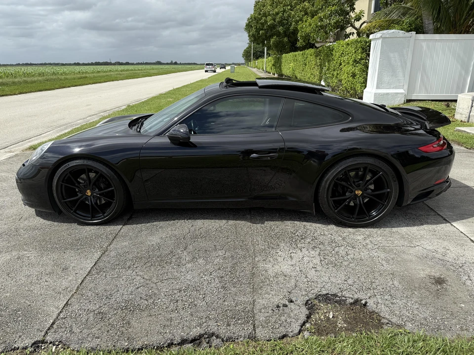 2017 Porsche 991 Carrera - Image 8 of 31