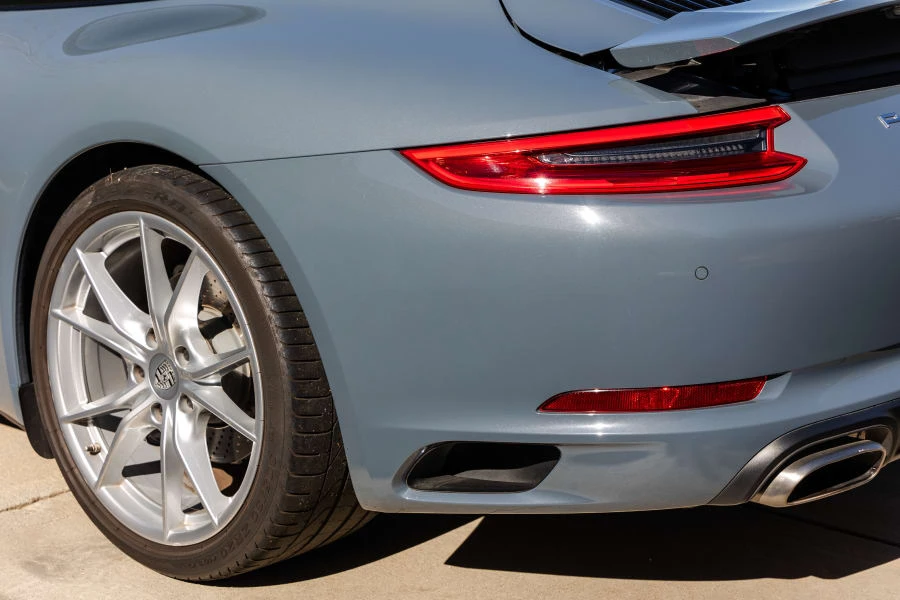 2017 Porsche 991 Carrera - Image 11 of 31