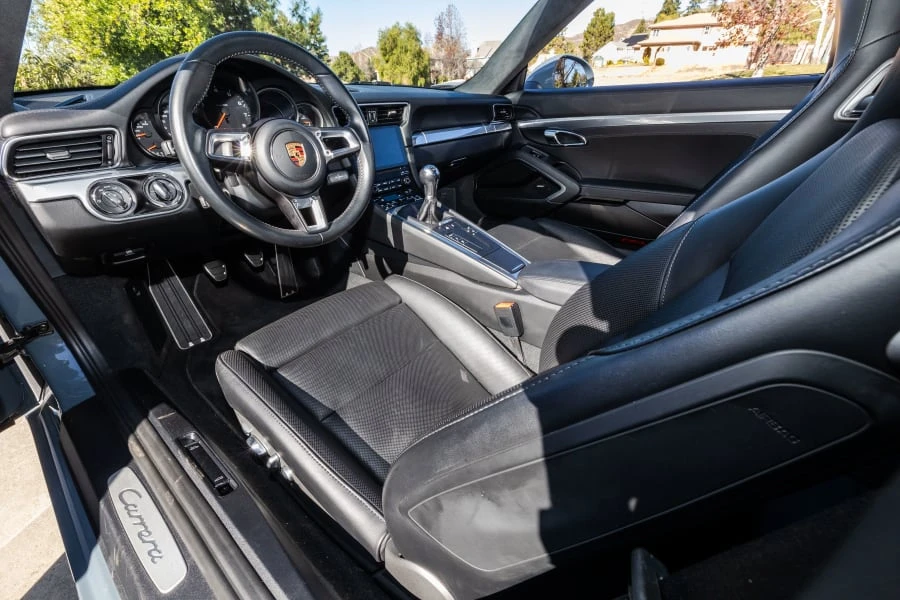 2017 Porsche 991 Carrera - Image 27 of 31