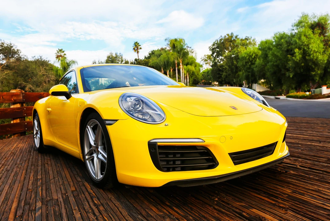 2017 Porsche 991 Carrera - Image 16 of 31