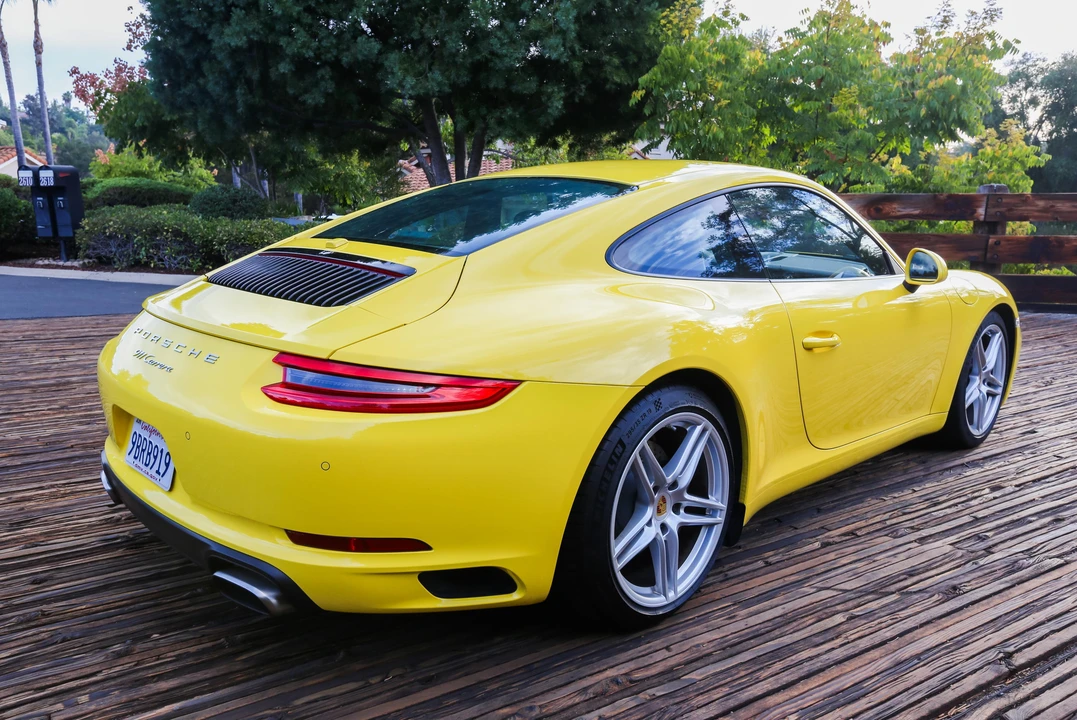 2017 Porsche 991 Carrera - Image 14 of 31