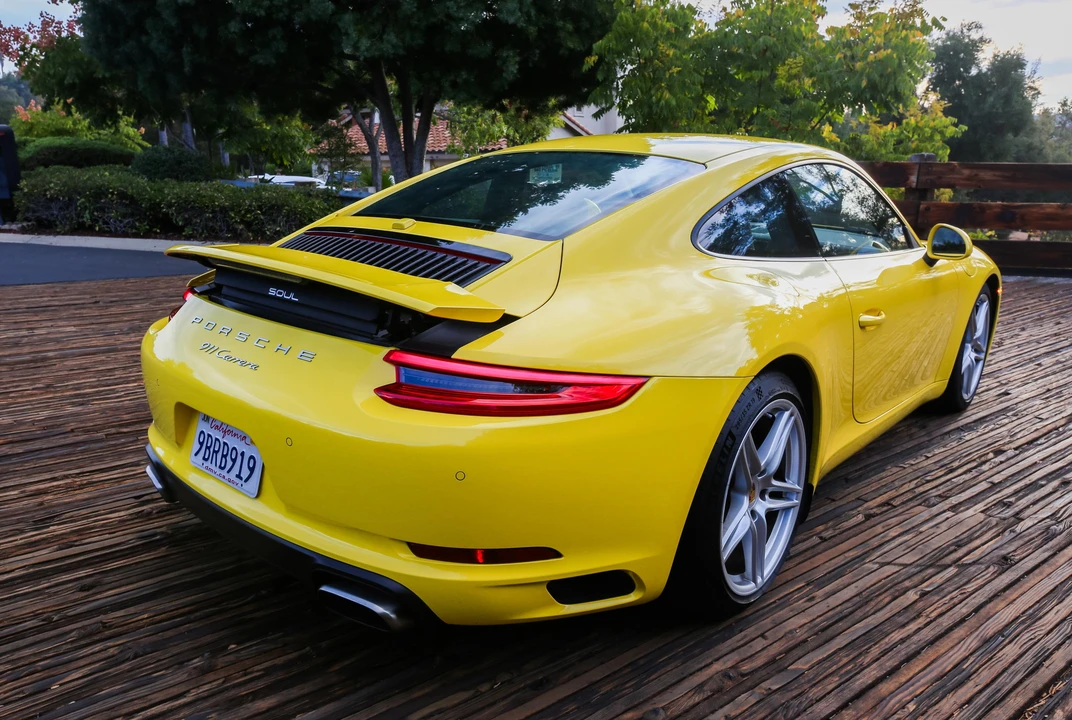 2017 Porsche 991 Carrera - Image 13 of 31