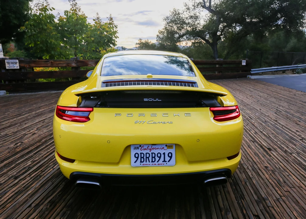 2017 Porsche 991 Carrera - Image 10 of 31