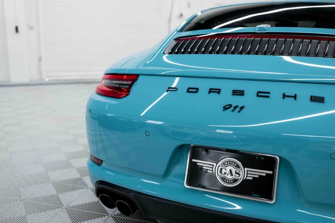 2017 Porsche 991 Carrera - Image 28 of 31