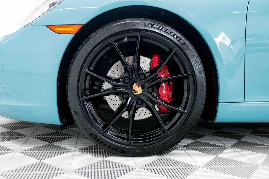 2017 Porsche 991 Carrera - Image 30 of 31