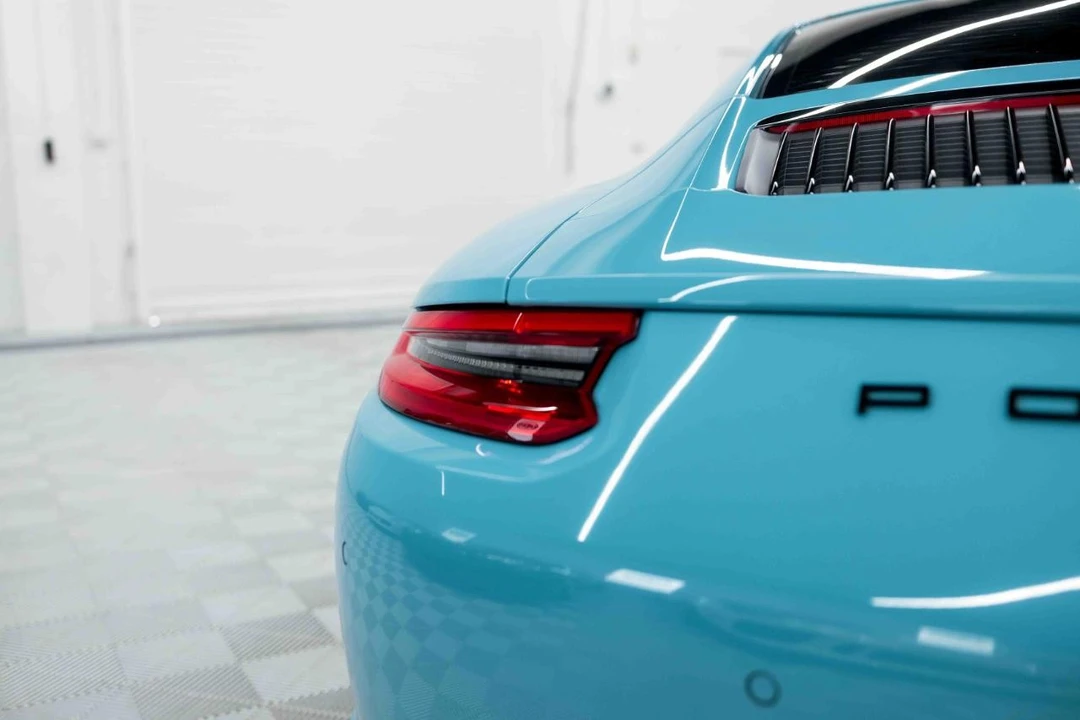 2017 Porsche 991 Carrera - Image 26 of 31