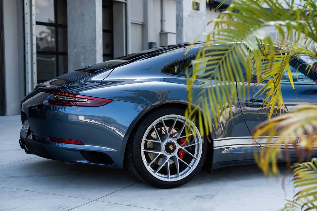 2017 Porsche 991 Carrera GTS - Image 13 of 31