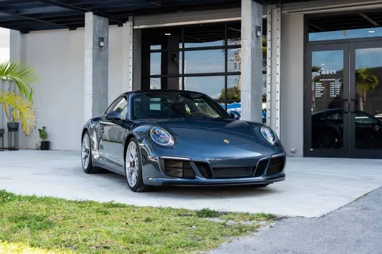 2017 Porsche 911 Carrera GTS 2dr Coupe