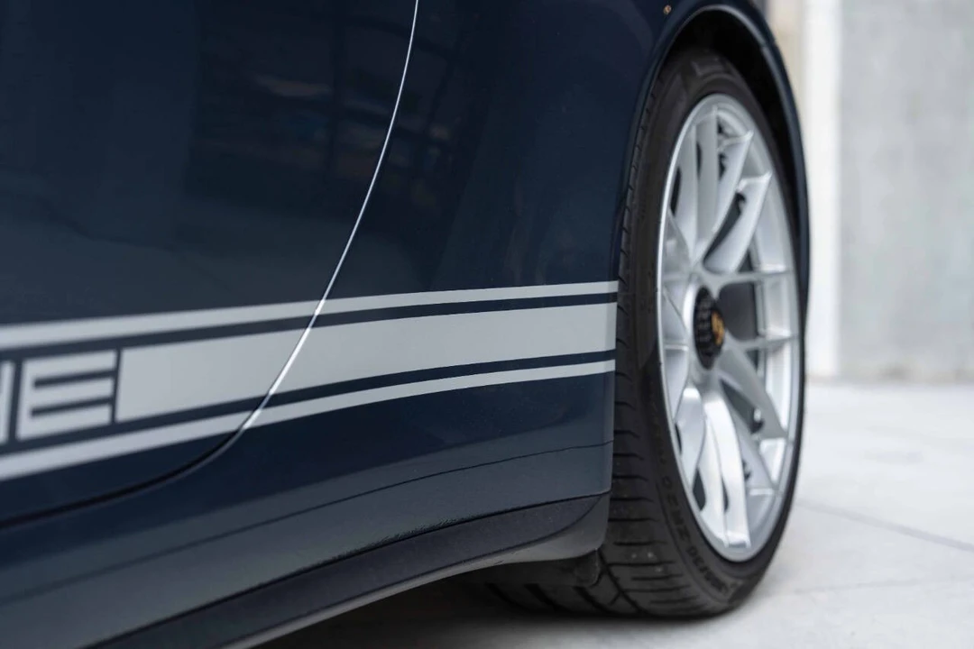 2017 Porsche 991 Carrera GTS - Image 29 of 31