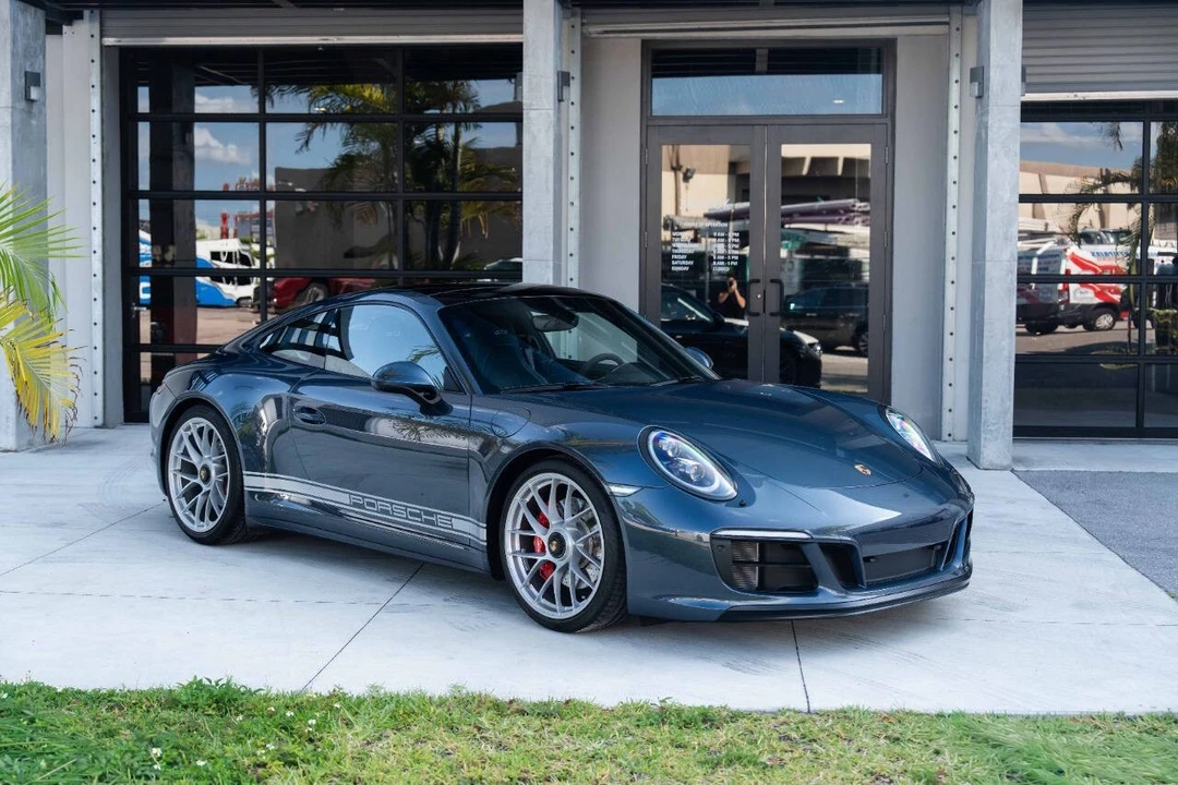 2017 Porsche 991 Carrera GTS - Image 9 of 31