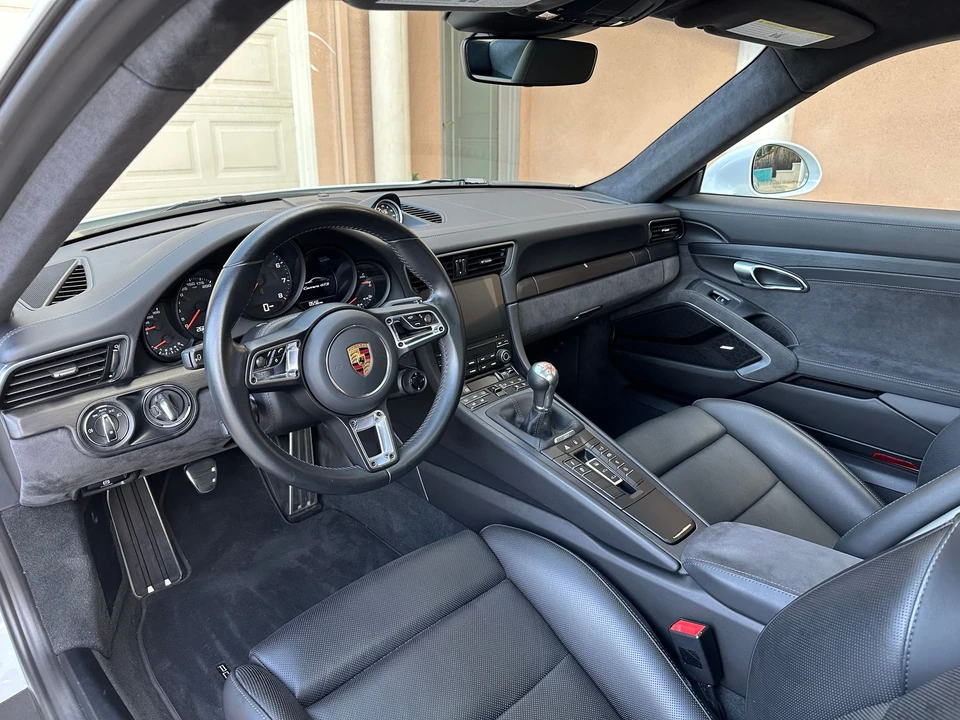 2017 Porsche 991 Carrera GTS - Image 3 of 6