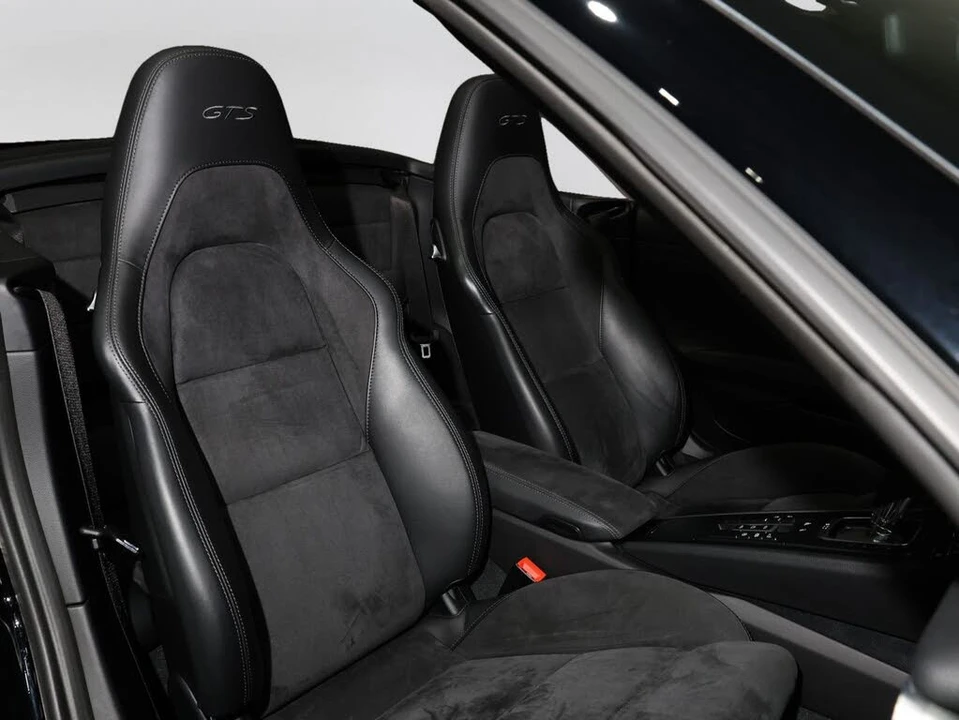 2017 Porsche 991 Carrera GTS - Image 6 of 31