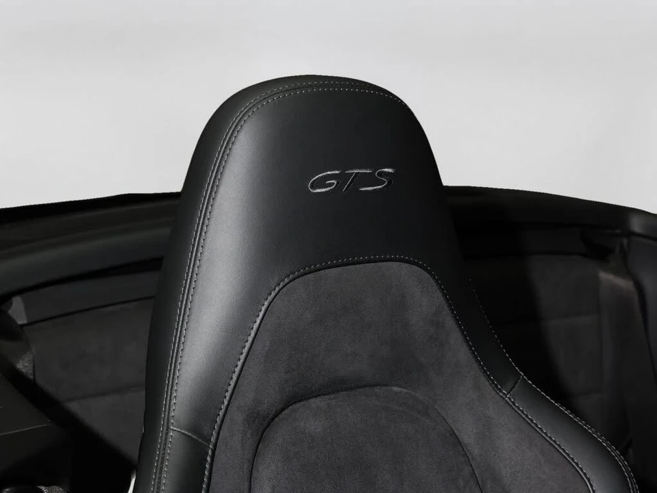 2017 Porsche 991 Carrera GTS - Image 28 of 31
