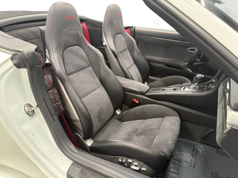 2017 Porsche 991 Carrera GTS - Image 22 of 31