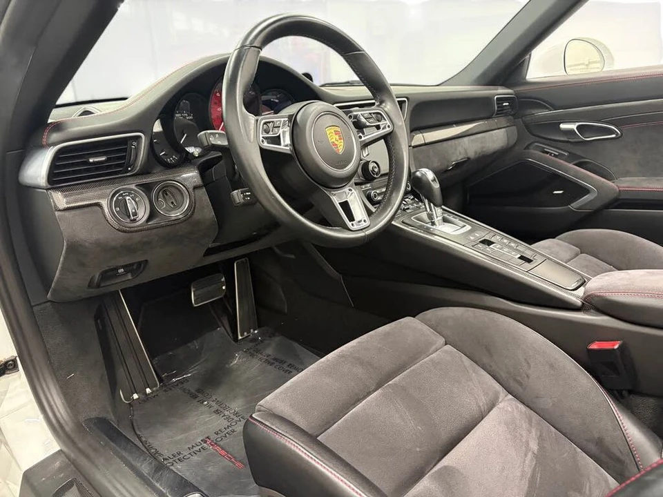 2017 Porsche 991 Carrera GTS - Image 16 of 31