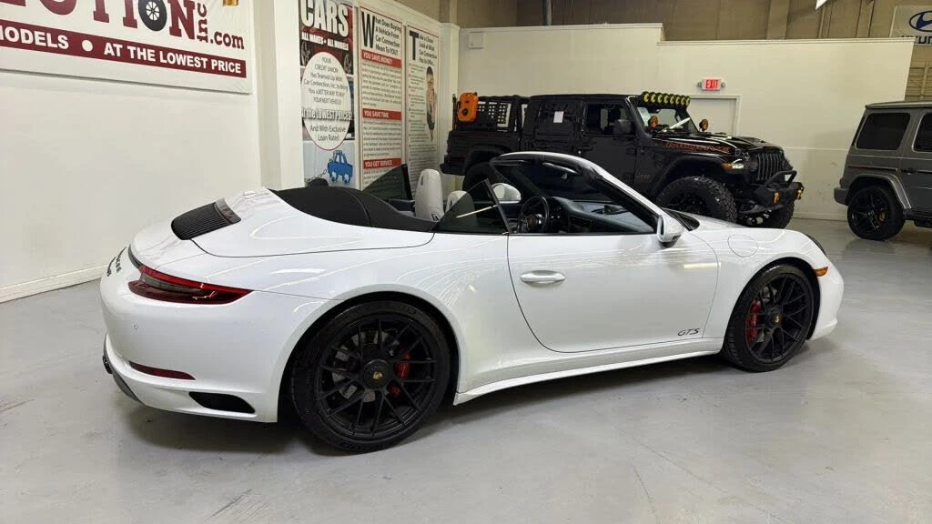 2017 Porsche 991 Carrera GTS - Image 9 of 27