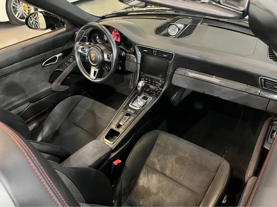 2017 Porsche 991 Carrera GTS - Image 6 of 7