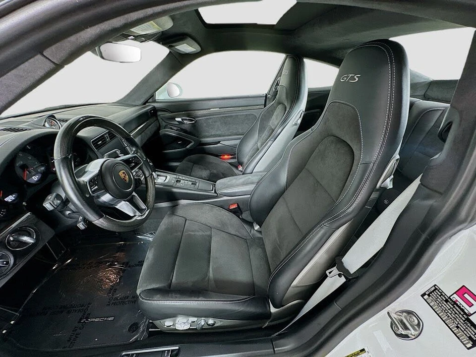 2017 Porsche 991 Carrera GTS - Image 5 of 31