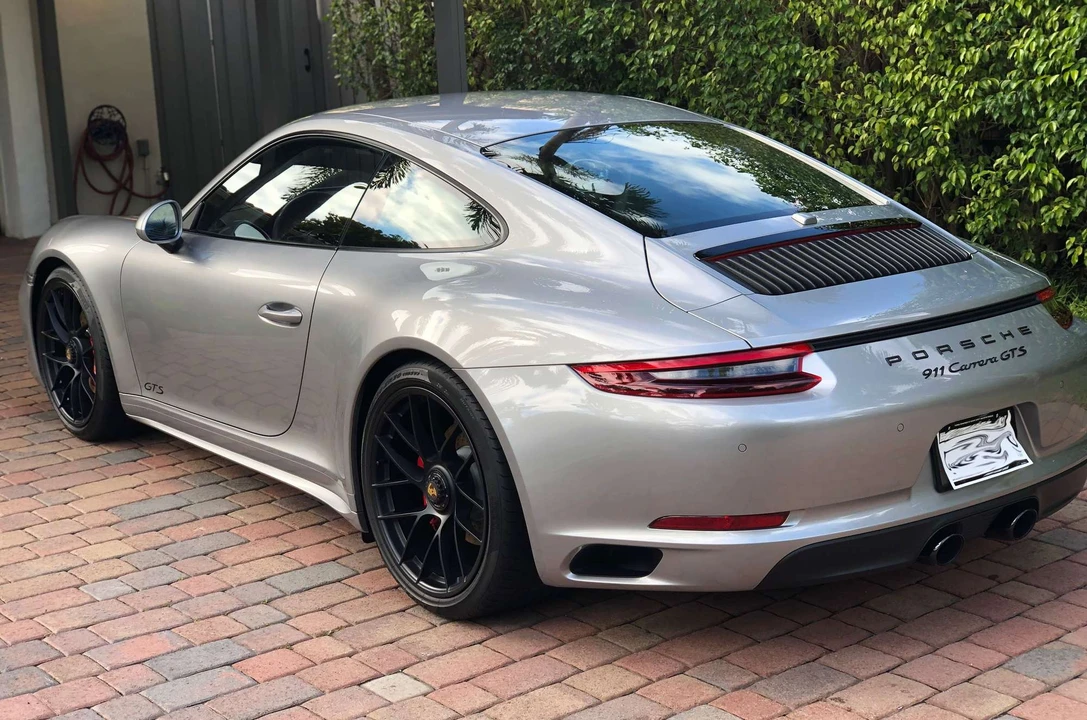 2017 Porsche 991 Carrera GTS - Image 4 of 31