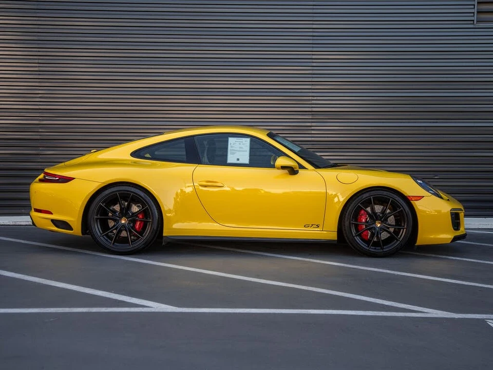 2017 Porsche 991 Carrera GTS - Image 8 of 28