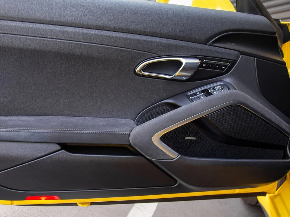 2017 Porsche 991 Carrera GTS - Image 14 of 28
