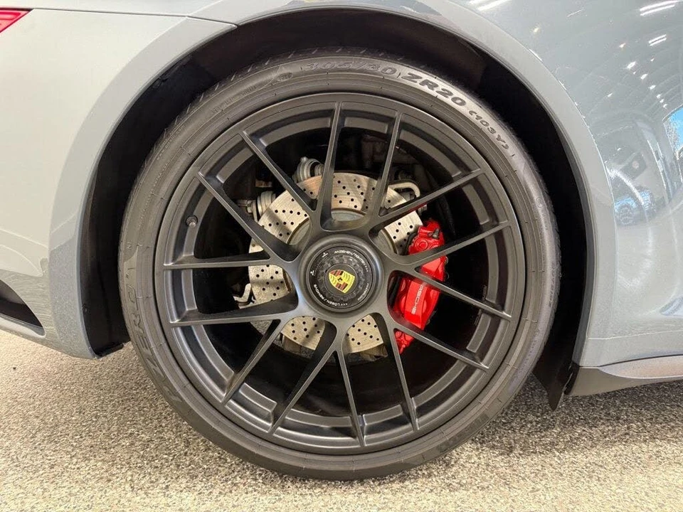 2017 Porsche 991 Carrera GTS - Image 17 of 31