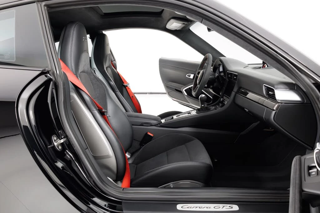 2017 Porsche 991 Carrera GTS - Image 31 of 31