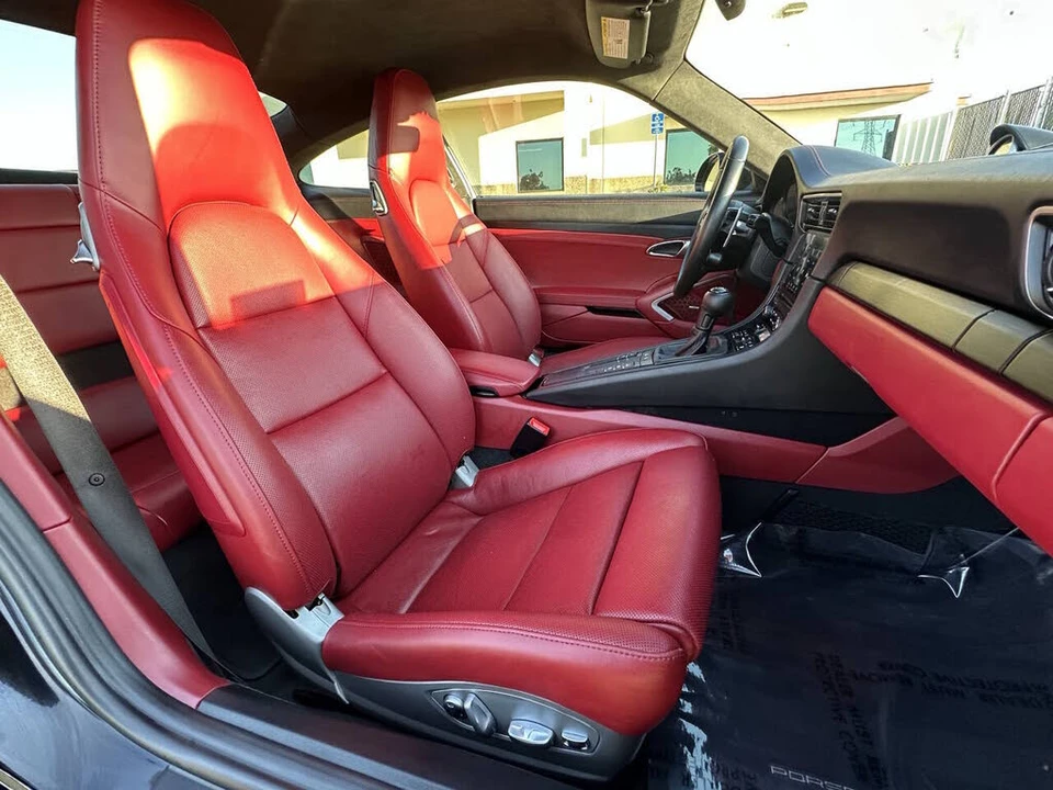 2017 Porsche 991 Carrera GTS - Image 29 of 31