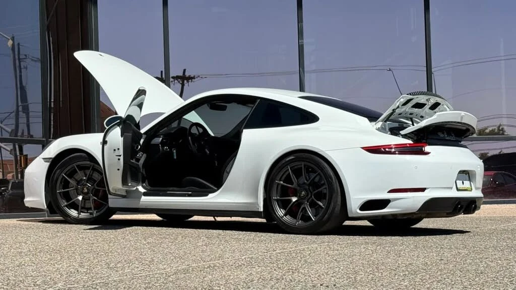 2017 Porsche 991 Carrera GTS - Image 29 of 31