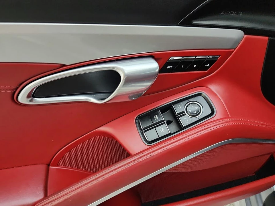 2017 Porsche 991 Carrera GTS - Image 25 of 31