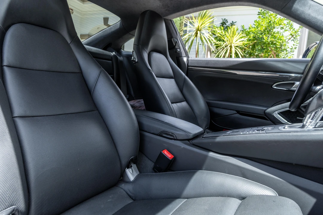 2017 Porsche 991 Carrera - Image 29 of 31