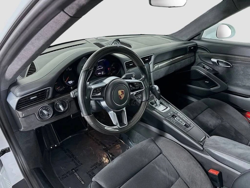 2017 Porsche 991 Carrera GTS - Image 4 of 5