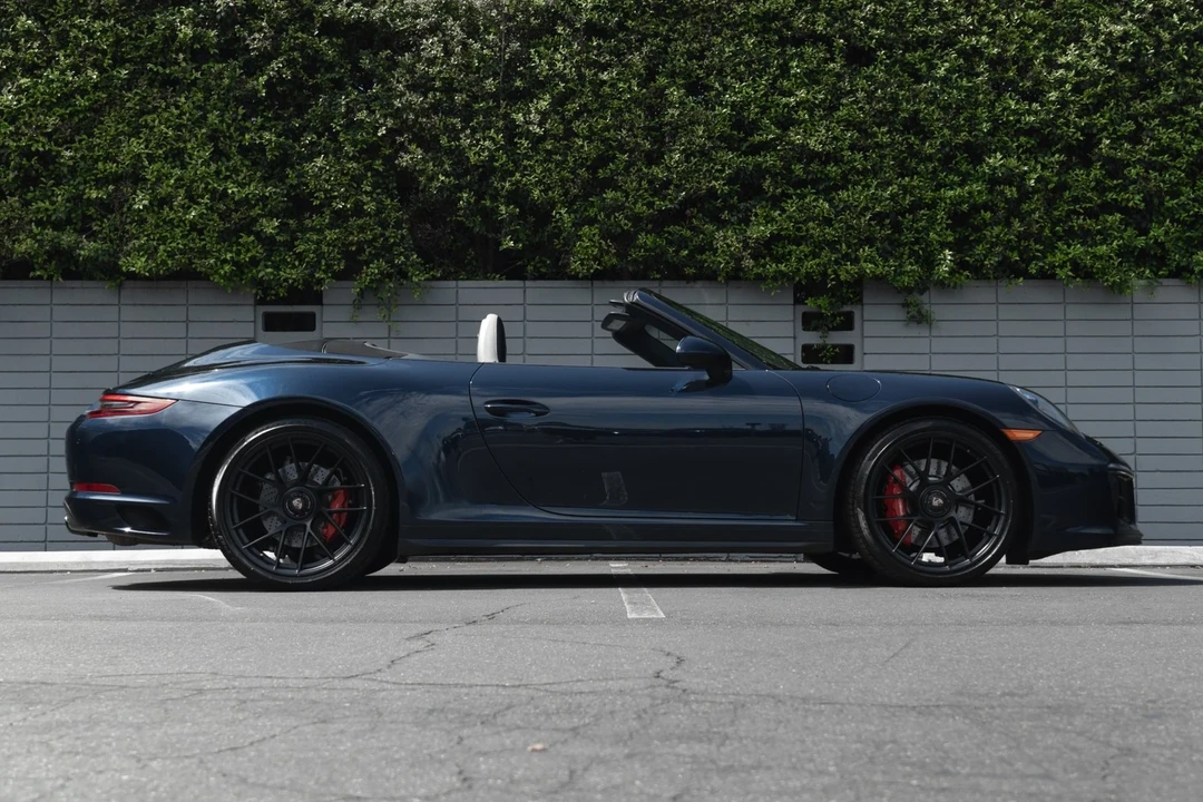 2017 Porsche 991 Carrera GTS - Image 9 of 21