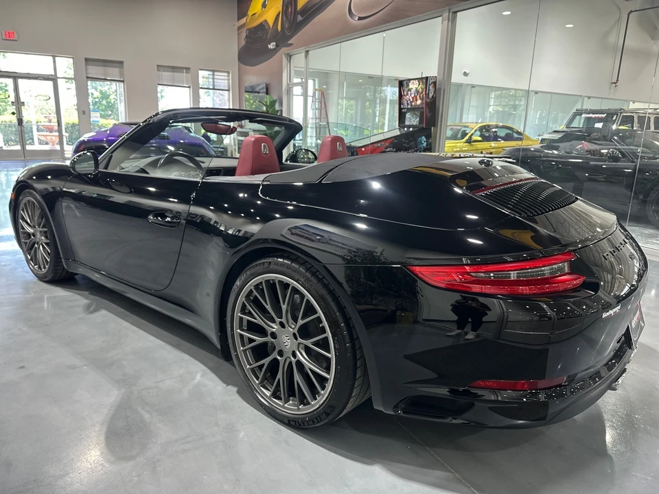 2017 Porsche 991 Carrera - Image 29 of 31