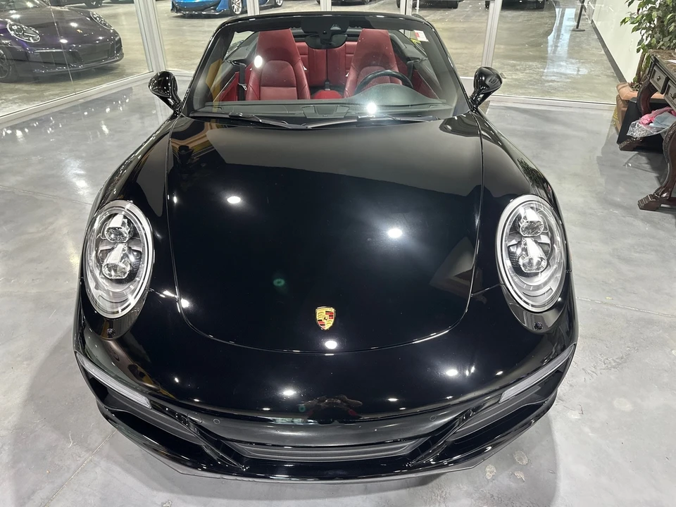 2017 Porsche - Image 12 of 31