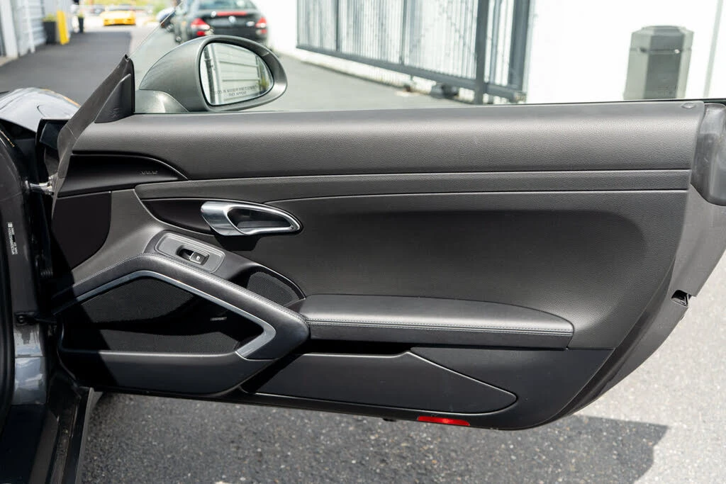 2017 Porsche 991 Carrera S - Image 29 of 31