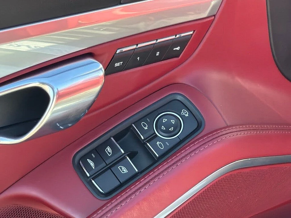 2017 Porsche 991 Carrera S - Image 17 of 30