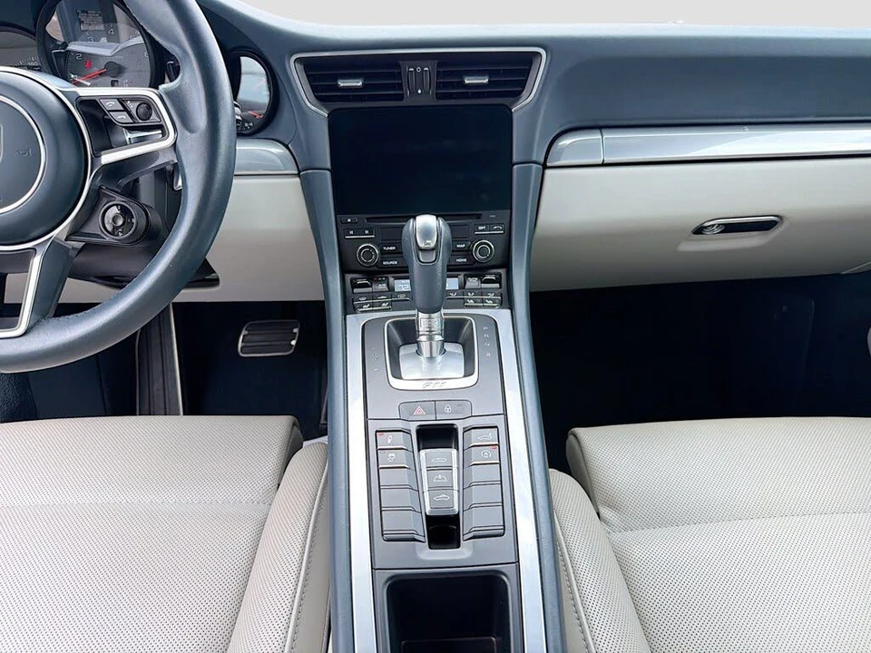 2017 Porsche 991 Carrera S - Image 18 of 31