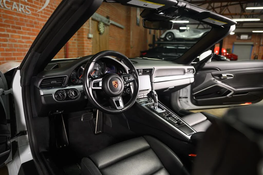 2017 Porsche 991 Carrera S - Image 24 of 31