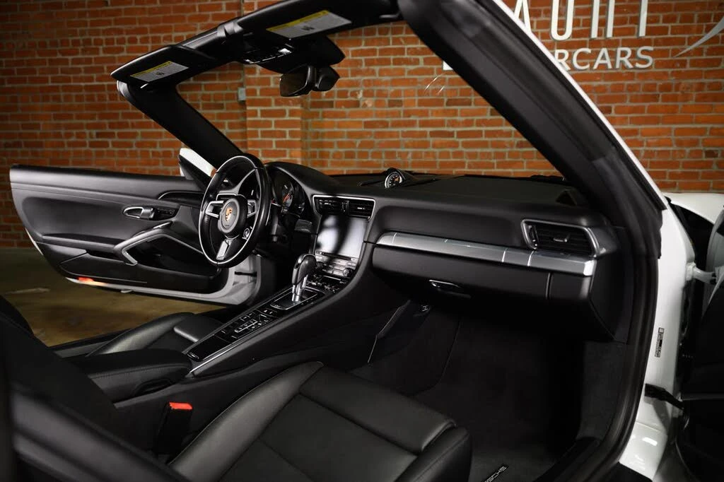 2017 Porsche 991 Carrera S - Image 22 of 31