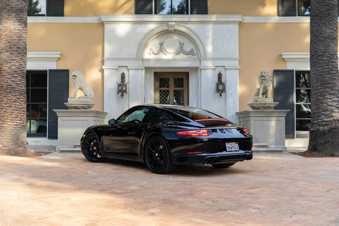 2017 Porsche 991 Carrera S - Image 9 of 31