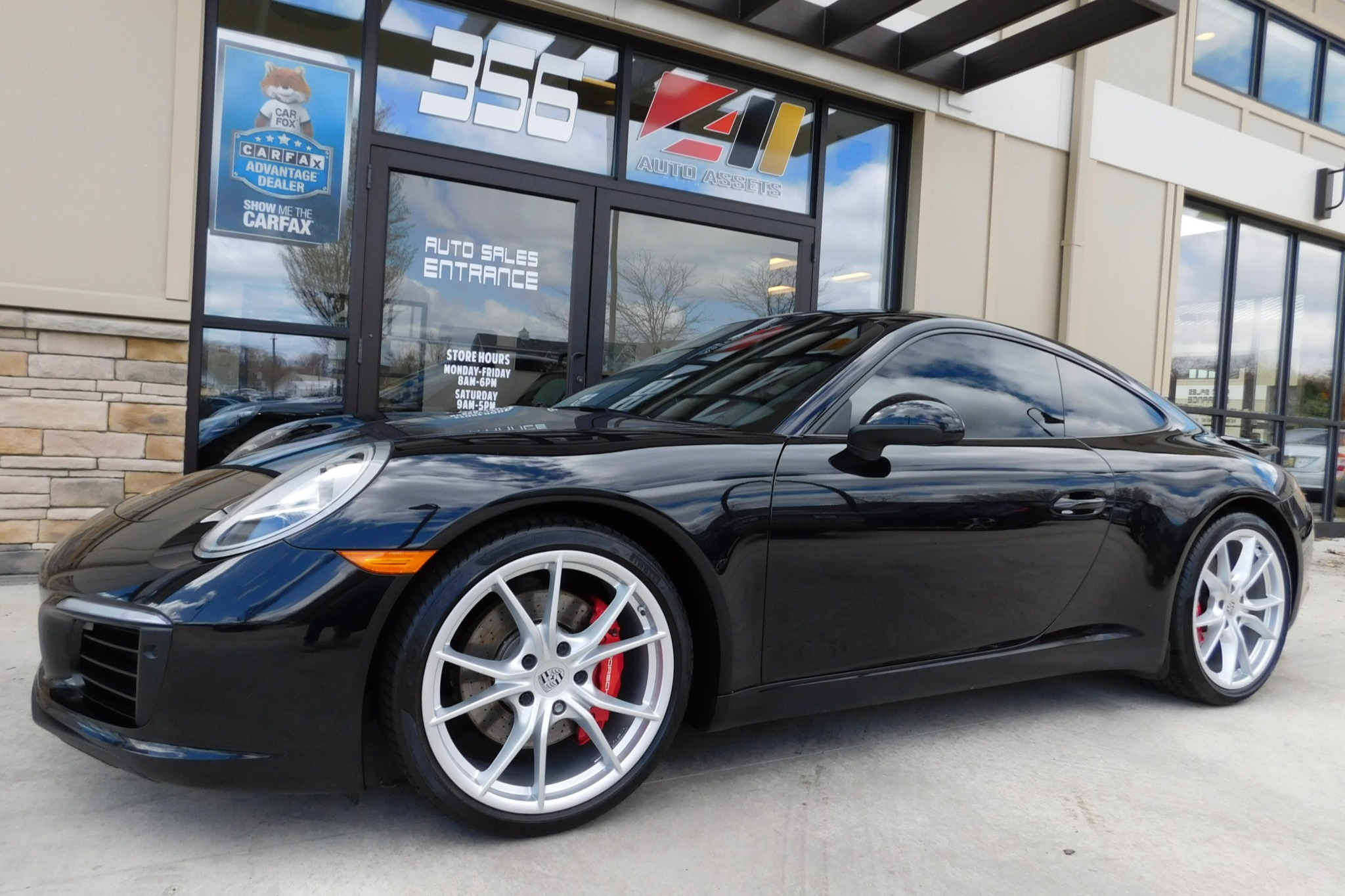 2017 Porsche 911 Carrera S Coupe 7-Speed