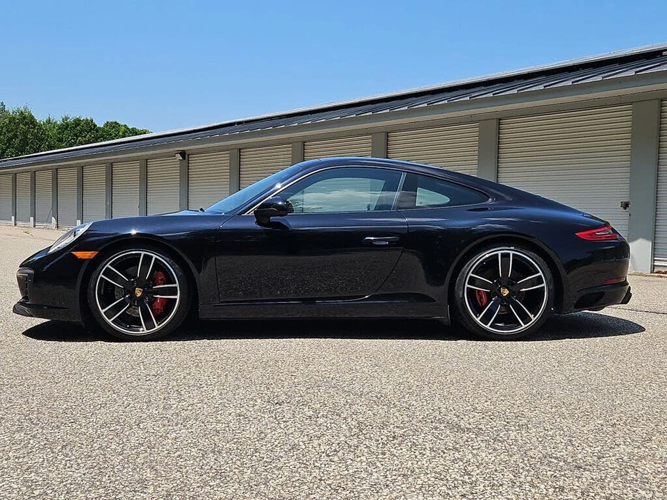 2017 Porsche 991 Carrera S - Image 2 of 31
