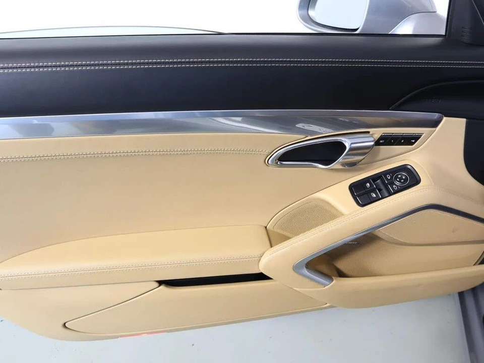 2017 Porsche 991 Carrera S - Image 22 of 27