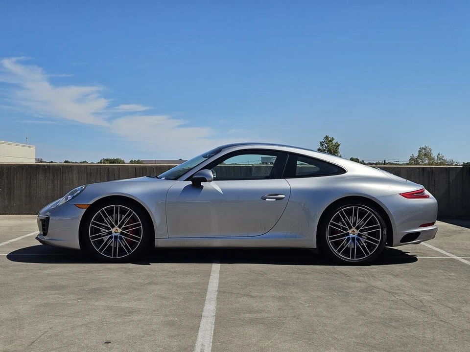 2017 Porsche 991 Carrera S - Image 2 of 31